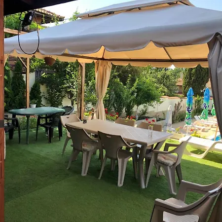 Affittacamere Villa Iva *